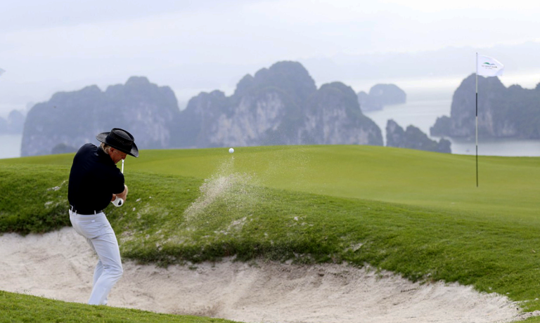 GOLF & CRUISE AT HA LONG BAY DEPARTURE FROM HA NOI 5 DAYS4 NIGHTS