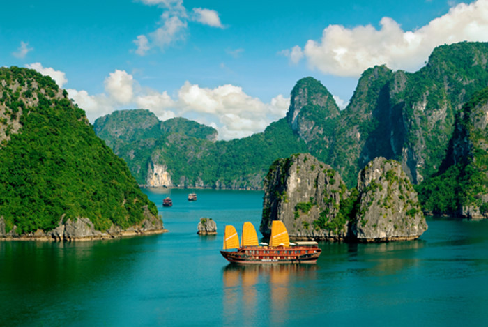 TOUR HALONG BAY 3 DAYS 02 NIGHTS ROYAL PALACE CRUISE 